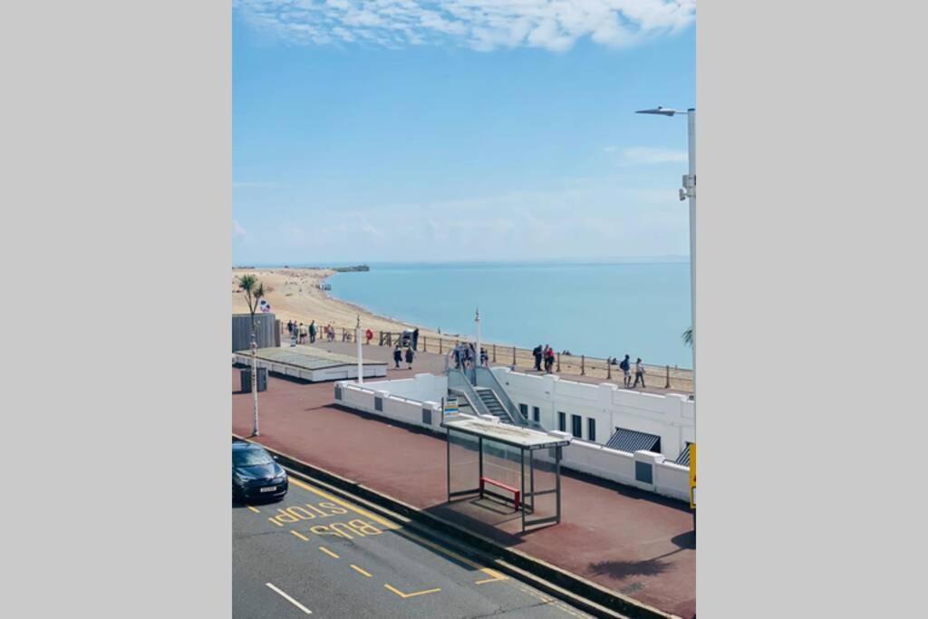 Lovely Seaside Town House Hastings Exterior photo